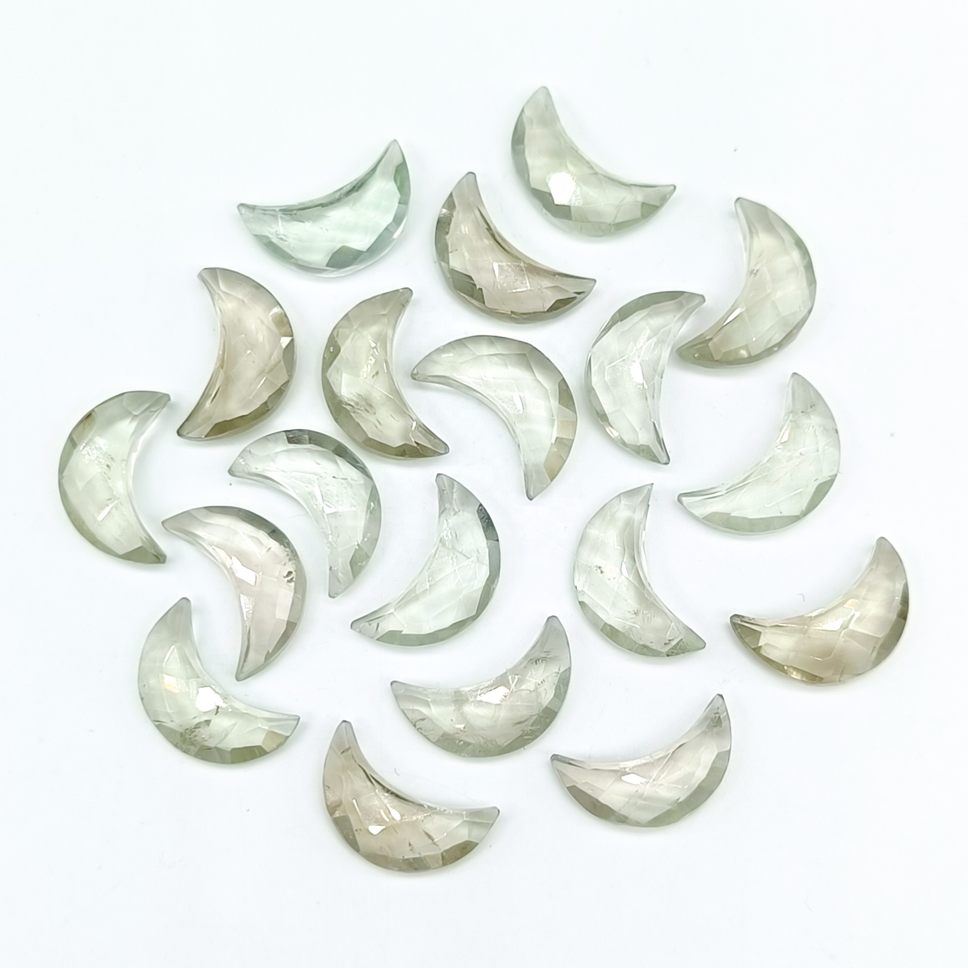 สีเขียว