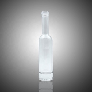 6盎司美国金属工艺超级火石玻璃不同尺寸的空酒透明瓶伏特加杜松子酒威士忌
