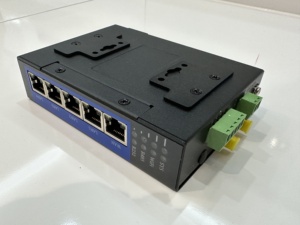 Gran oferta, puerta de enlace inteligente IoT industrial, recopilación de datos, conversión de protocolo múltiple, 4 puertos LAN, se conecta directamente a la Tarjeta 4G
