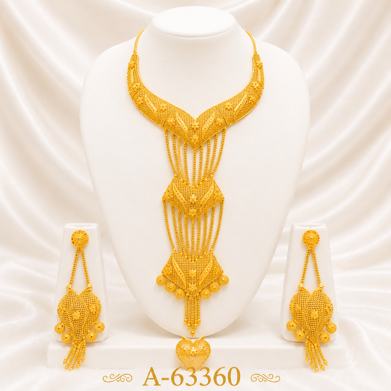 63135 Imperial Bloom Necklace Set
