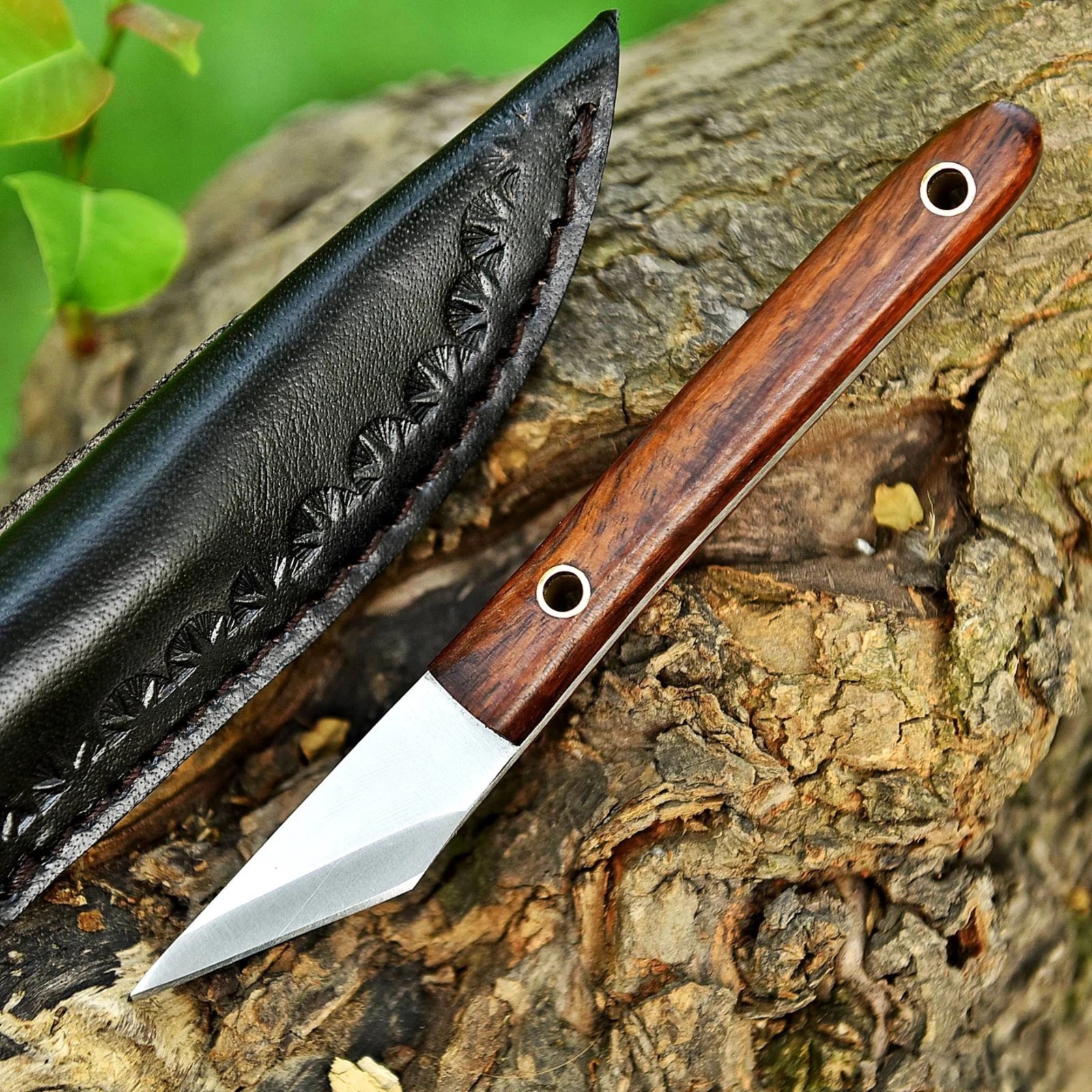 สแตนเลสสตีลและไม้โรสวูด