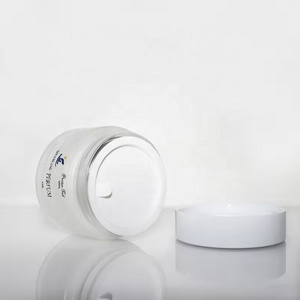空のスキンケアガラスクリームジャーラウンド1オンス<span class=keywords><strong>2</strong></span>オンス5ml 30ml 60ml 50ml 100ml200mlカスタムフロストガラス化粧品ジャー蓋付き