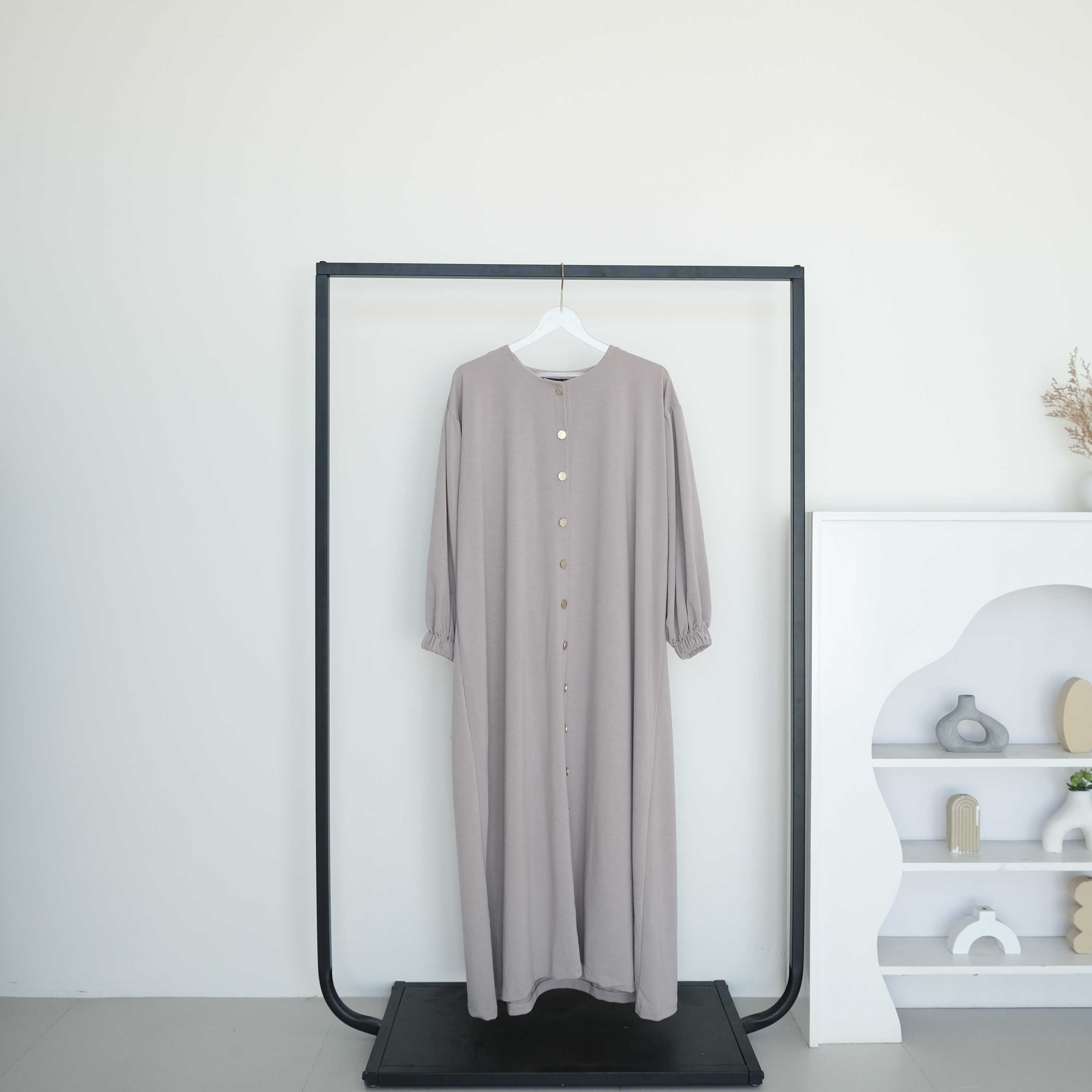 Taupe