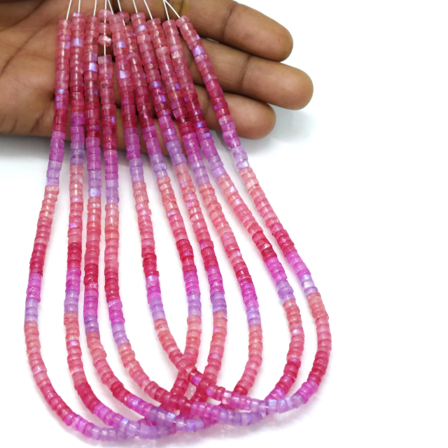 สีชมพูและสีม่วง