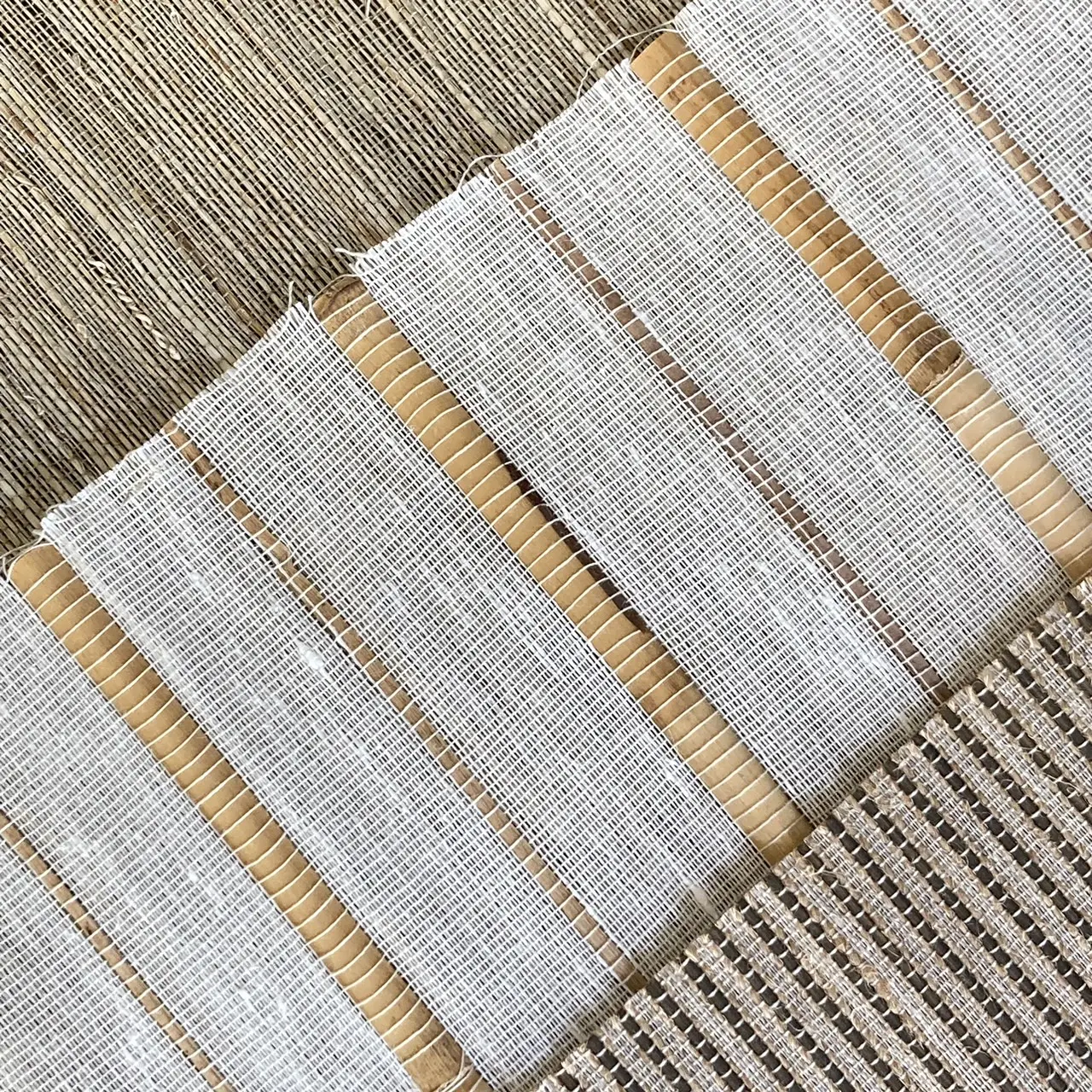 Persiana romana de material de yute con hilo de lino 45% + ramio 45% + fibra de bambú 10%