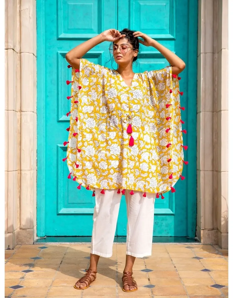 Hübsches Sunshine Hand Block bedrucktes kurzes Kaftan-Kleid aus weichem Baumwoll stoff Tragen Sie es als Kleid oder als Oberteil mit Hosen