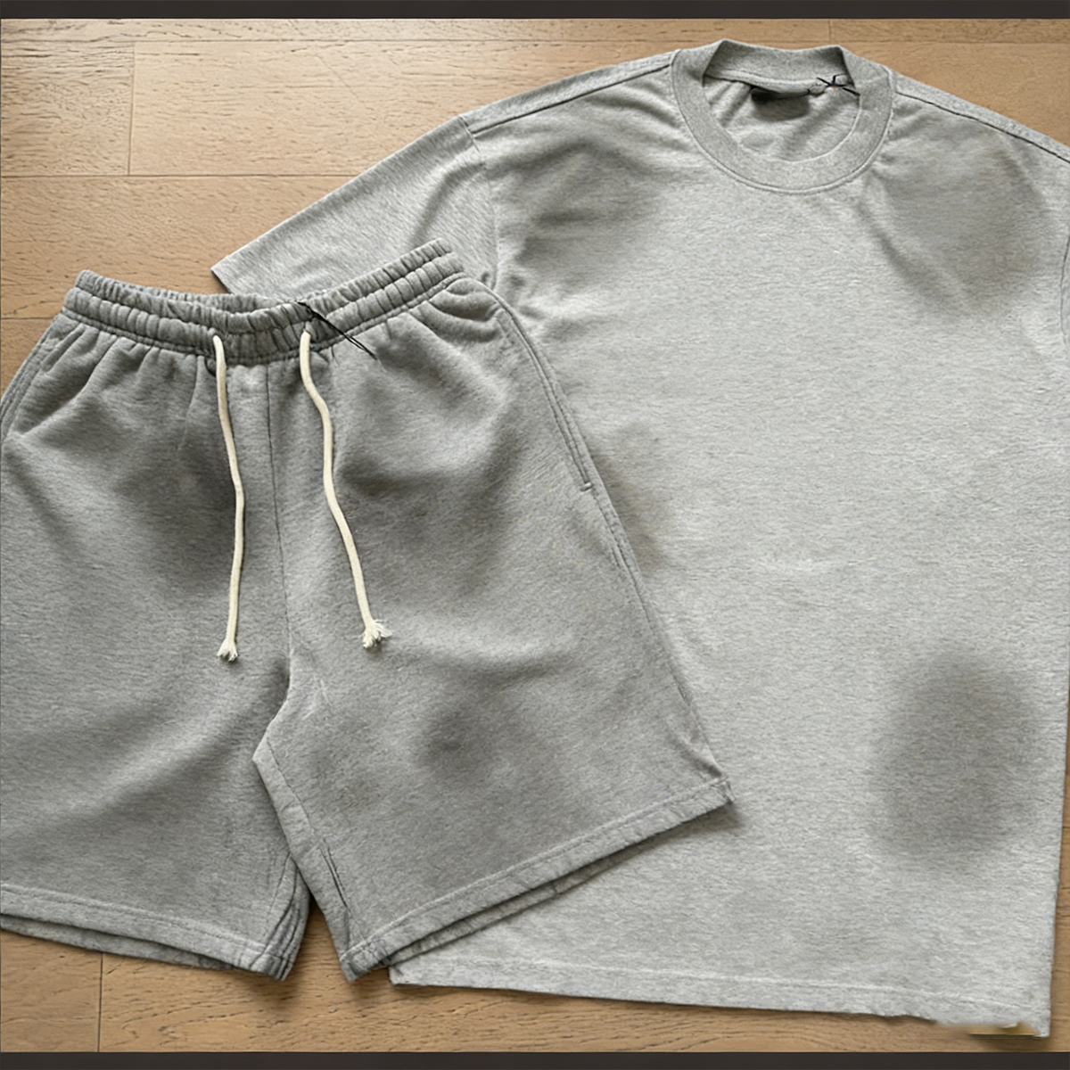 Gris