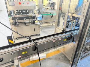 Automático 6 Cabeças Servo Motor 100-1000ml Máquina De Enchimento Líquida Do Servo Motor De Pistão Máquina De Enchimento De Suco De Laranja - Product Image 2