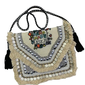 高品質耐久性のあるハンドメイドジュートBoho Banjaraバッグファッションステートメントレディース & ガールズカートンオフホワイトODM - Product Image 1