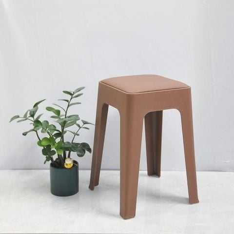 สีน้ำตาล