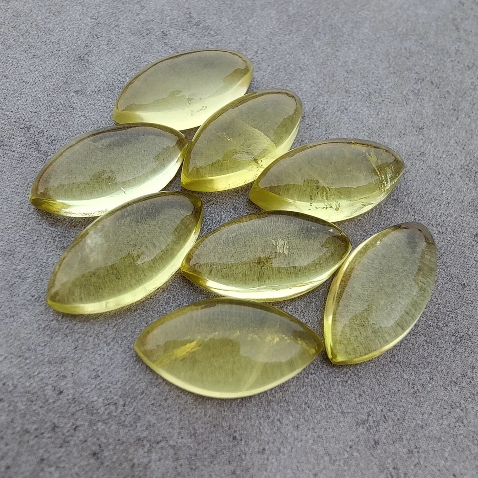 เหมือนในรูป