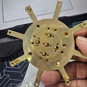 Точность CNC Подгонянная обработка для удовлетворения ваших уникальных потребностей - Product Image 4