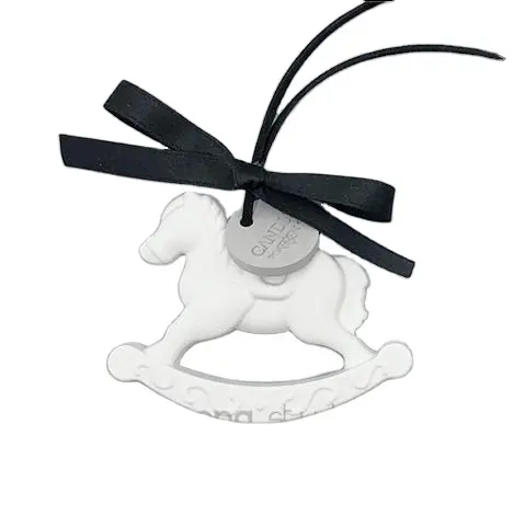 검은 말 모양의 결혼 선물 홈 자동차 장식 향기로운 세라믹 꽃 아로마 스톤 향수 에센셜 오일 디퓨저