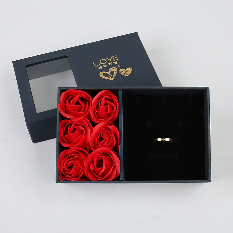 Rouge (Stock AE)***