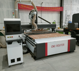 Nueva máquina de corte de anidamiento Cnc carga y descarga automática 1328 3 ejes madera Atc Cnc enrutador maquinaria carpintería - Product Image 2