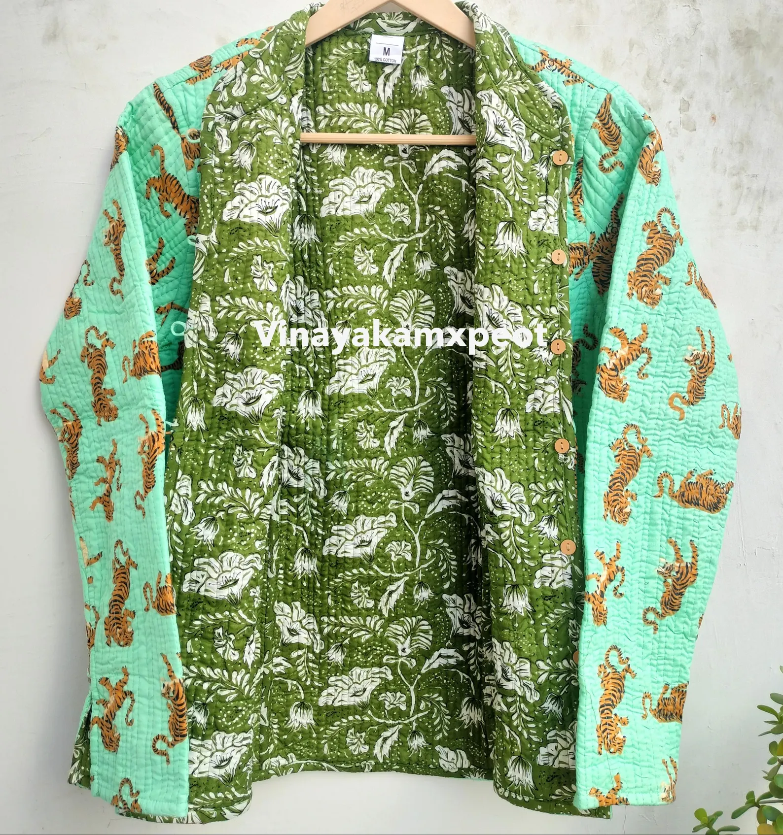 Identique à l'image