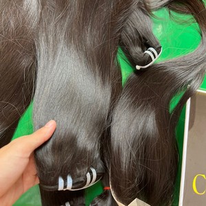 生のベトナムの髪は黒人女性のためのウィッグを作る最高品質の天才横糸の髪は人間の髪の延長をバンドルします
