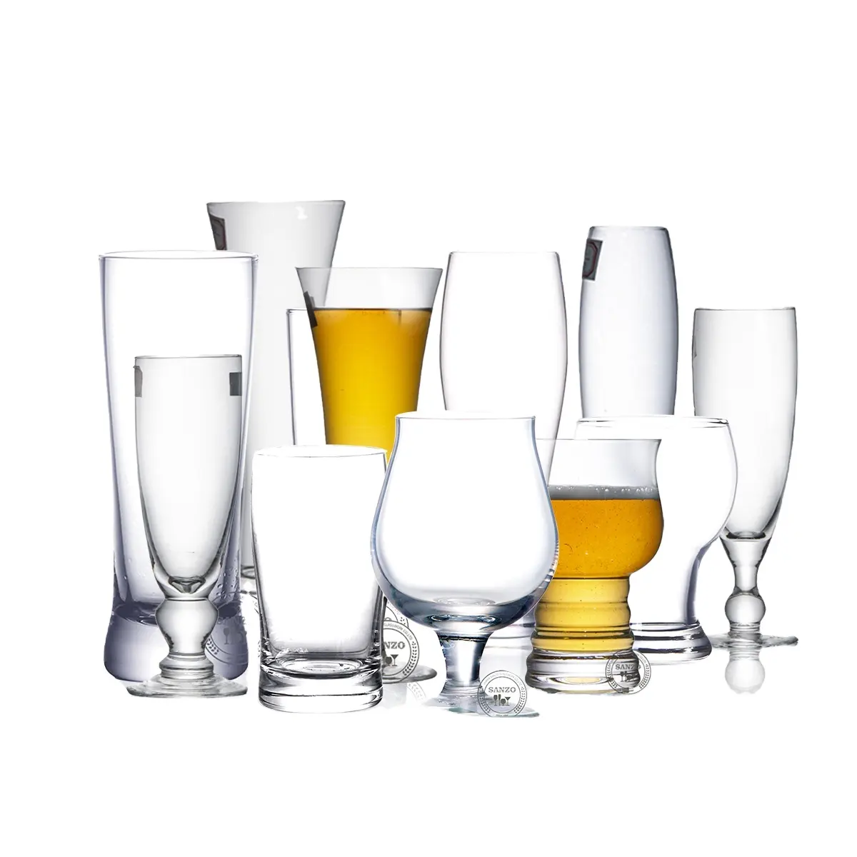 High-grade crystal glass beer mugs are fashionable and simple