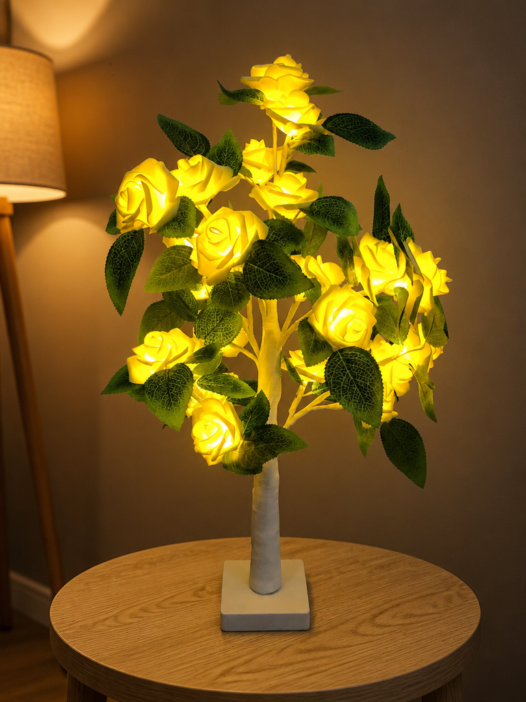 55 cm de hauteur, 24 LED lumière chaude, roses jaunes sur base blanche