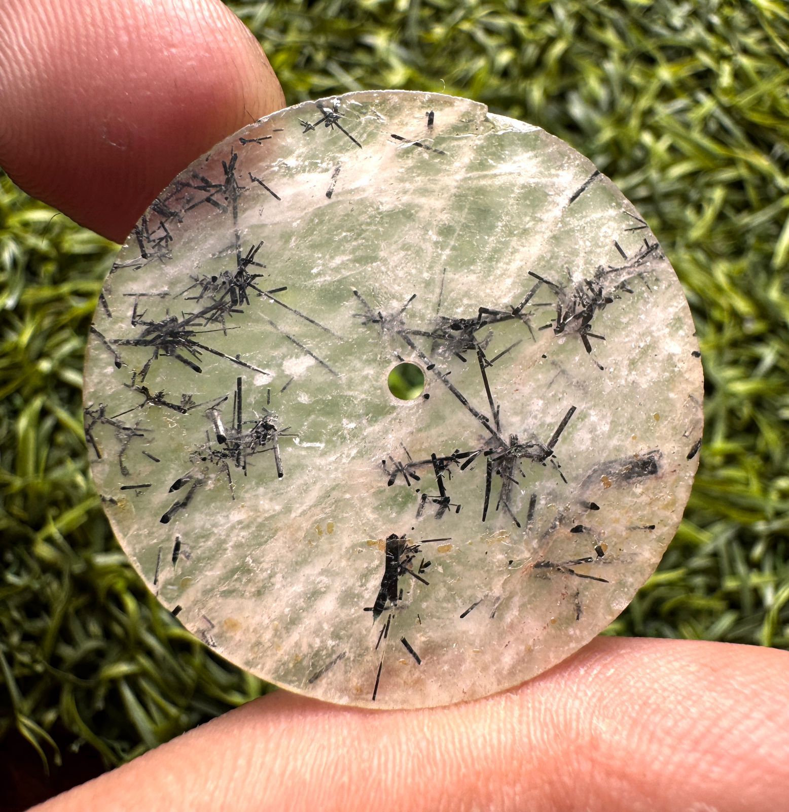 Black rutile