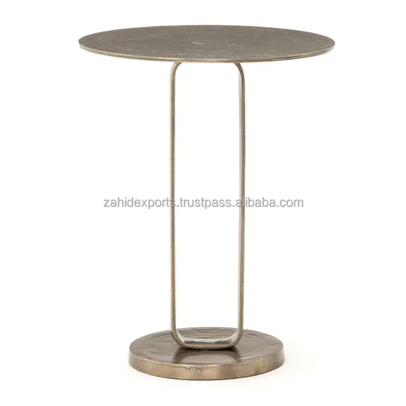 Mesa de mesa com base arredondada e mesa de alumínio com acabamento em bronze, segura para ambientes internos e externos, em ambientes espaçosos