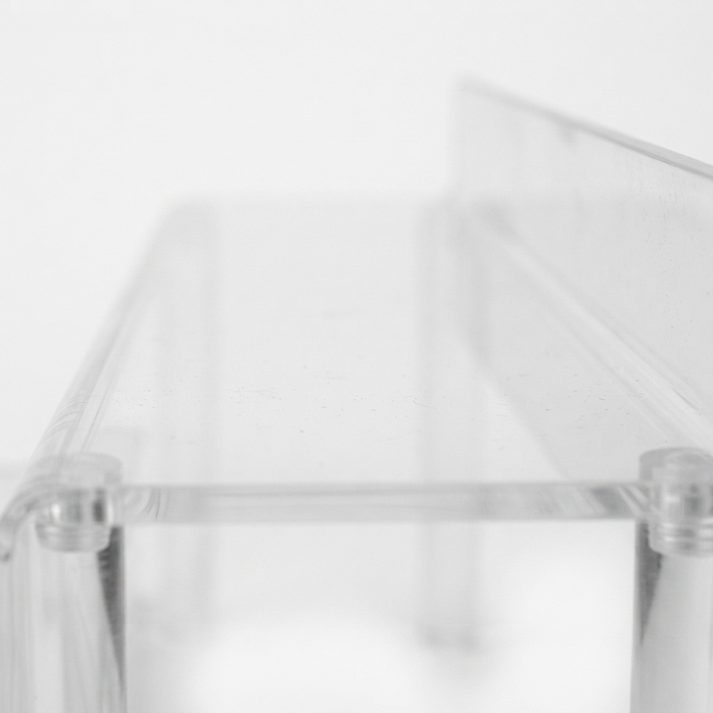 Acrylique transparent
