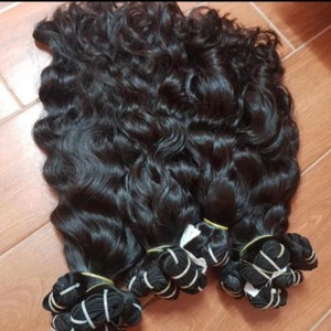 輸出業者による販売のための滑らかなテクスチャウェーブスタイルヘアエクステンションで生の卸売インドのレミーバージン人間の髪の二重描画