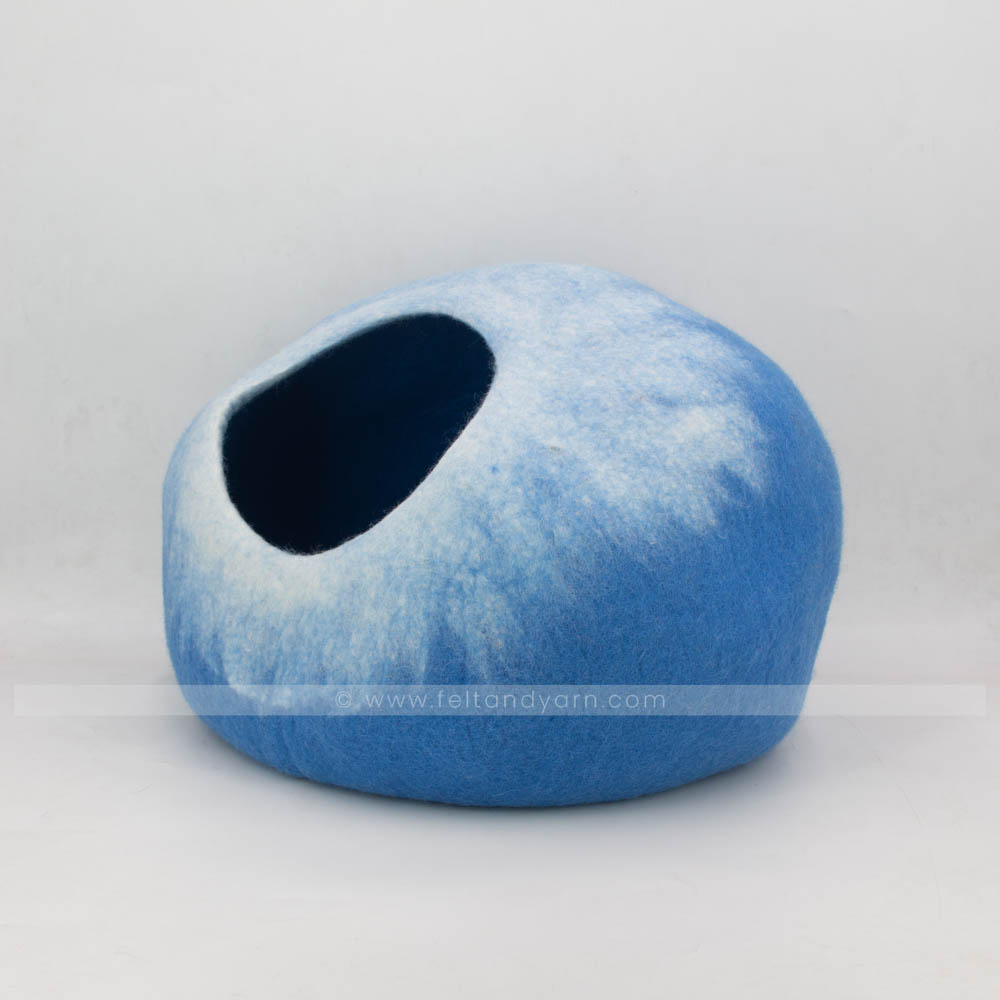 Azul claro y crema