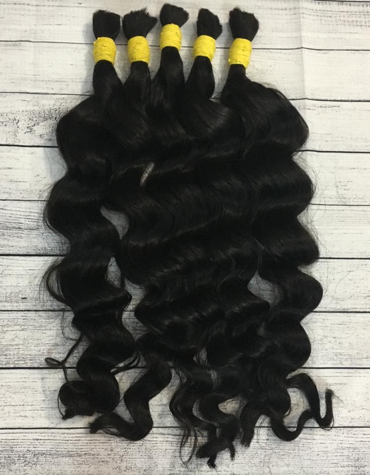 Cheveux noirs naturels