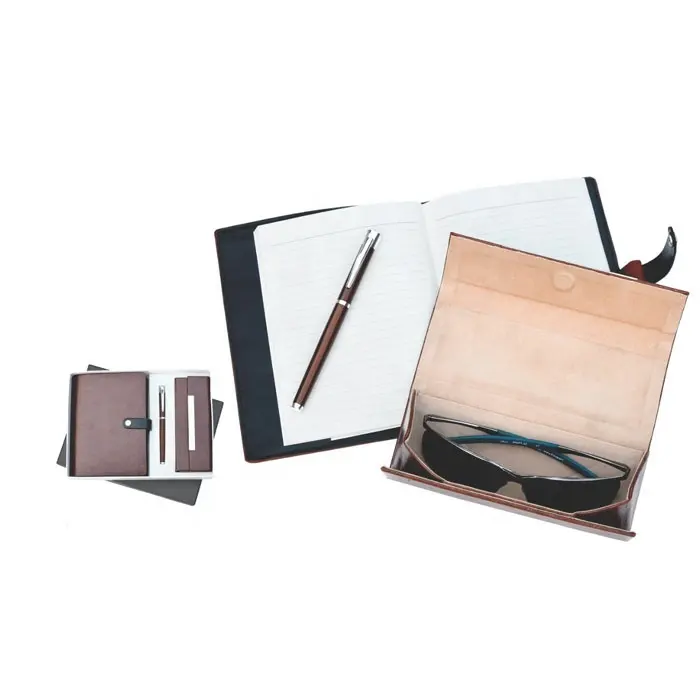 Trending Premium Corporate Gift Sets Cuaderno de alta calidad Bolígrafo Espectáculo Bloc de notas Llavero y bolígrafo Juego de regalo para estudiantes