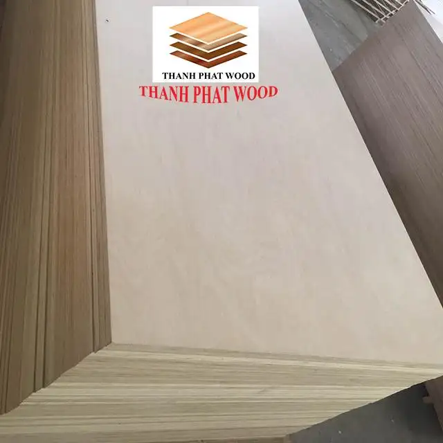 Buen Precio de alta calidad de madera dura 15/18mm abedul madera contrachapada para venta en Vietnam