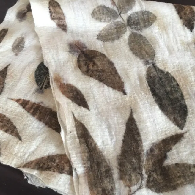 Écharpe en soie imprimé écologique, foulard en laine mérinos/feutre naturel