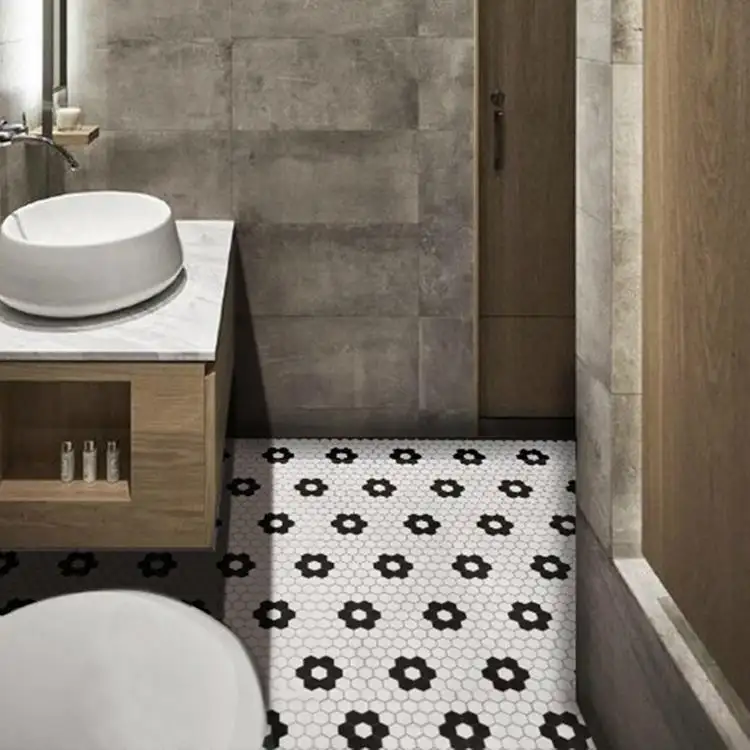 In bianco e nero di ceramica esagonale tipo di tessere di mosaico in ceramica per la cucina bagno di nuoto piscina