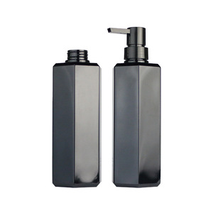600mlカスタマイズ可能なプレスポンプシャンプーシャワージェル詰め替え可能なプラスチックボトル黒の特殊形状の五角形ボディミルクペットボトル