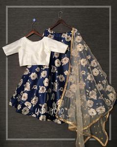 Dijital baskılı saten <span class=keywords><strong>Lehenga</strong></span> kırmızı renk güzel <span class=keywords><strong>Lehenga</strong></span> Choli toptancı