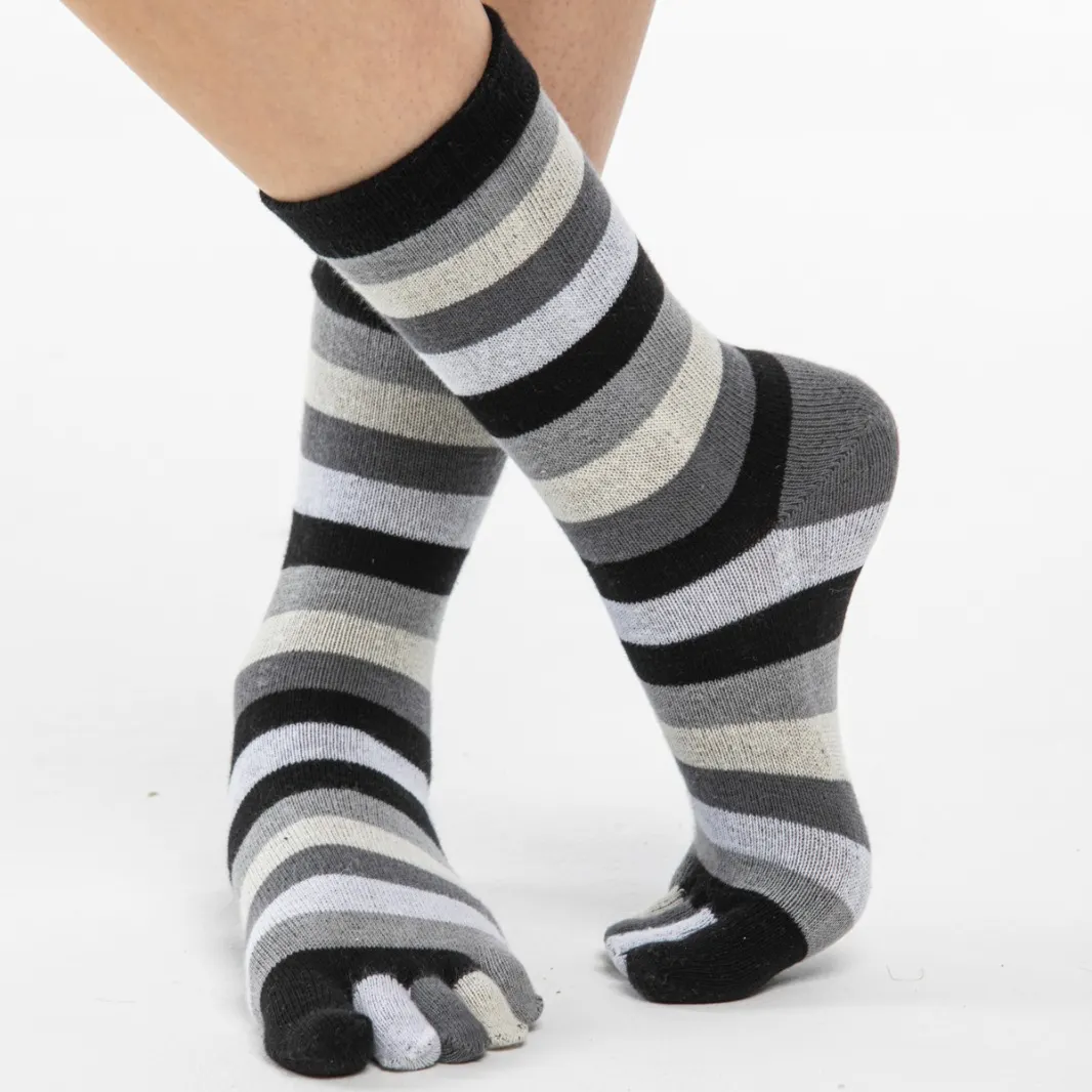 Winter Warm Five Toe Socks for Men with your Logo and Design cheap compression toe socks for men