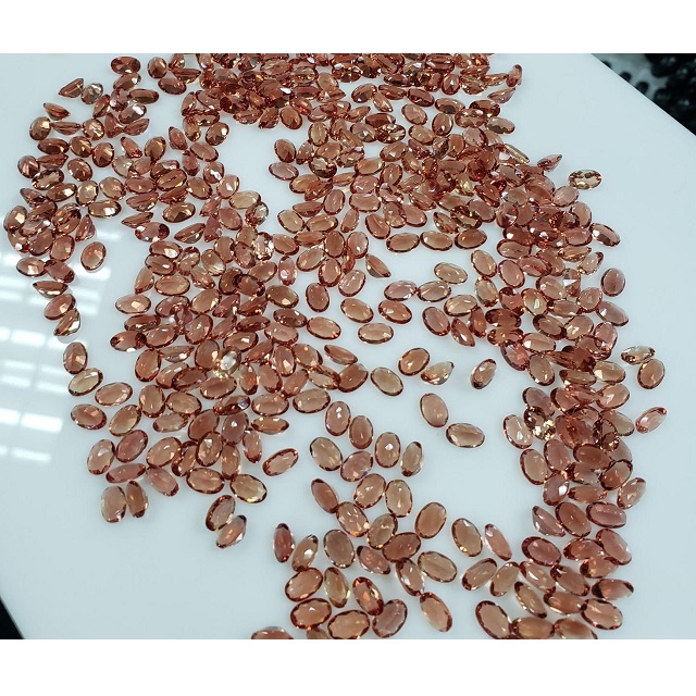 Reddishbrown