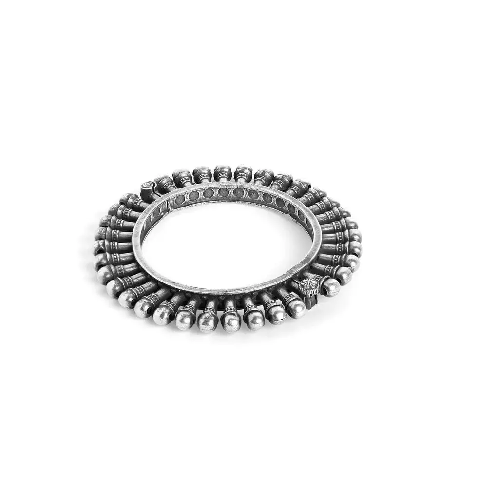 Top Trending Jewelry Brazaletes de cuentas de metal con diseño de acabado antiguo de plata Pulsera y brazaletes para niños adolescentes