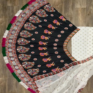 <strong>DESIGNER</strong> NAVRATRI LEHANGA - Product Image 2