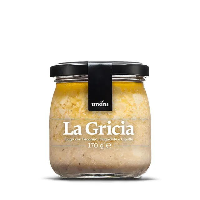 Salsa italiana La Gricia con pancetta, pecorino formaggio e cipolla