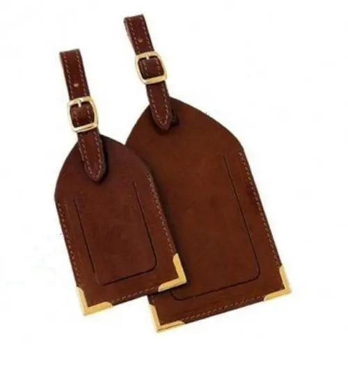 Leather luggage tag with metal corners