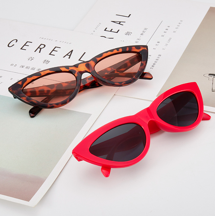 สีชมพูอ่อน