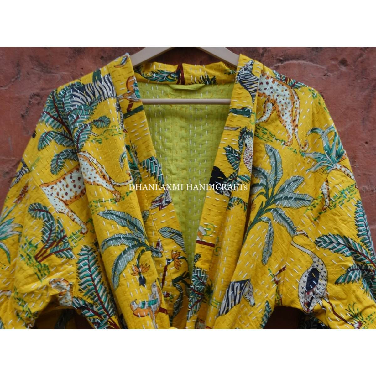 สีเหลือง