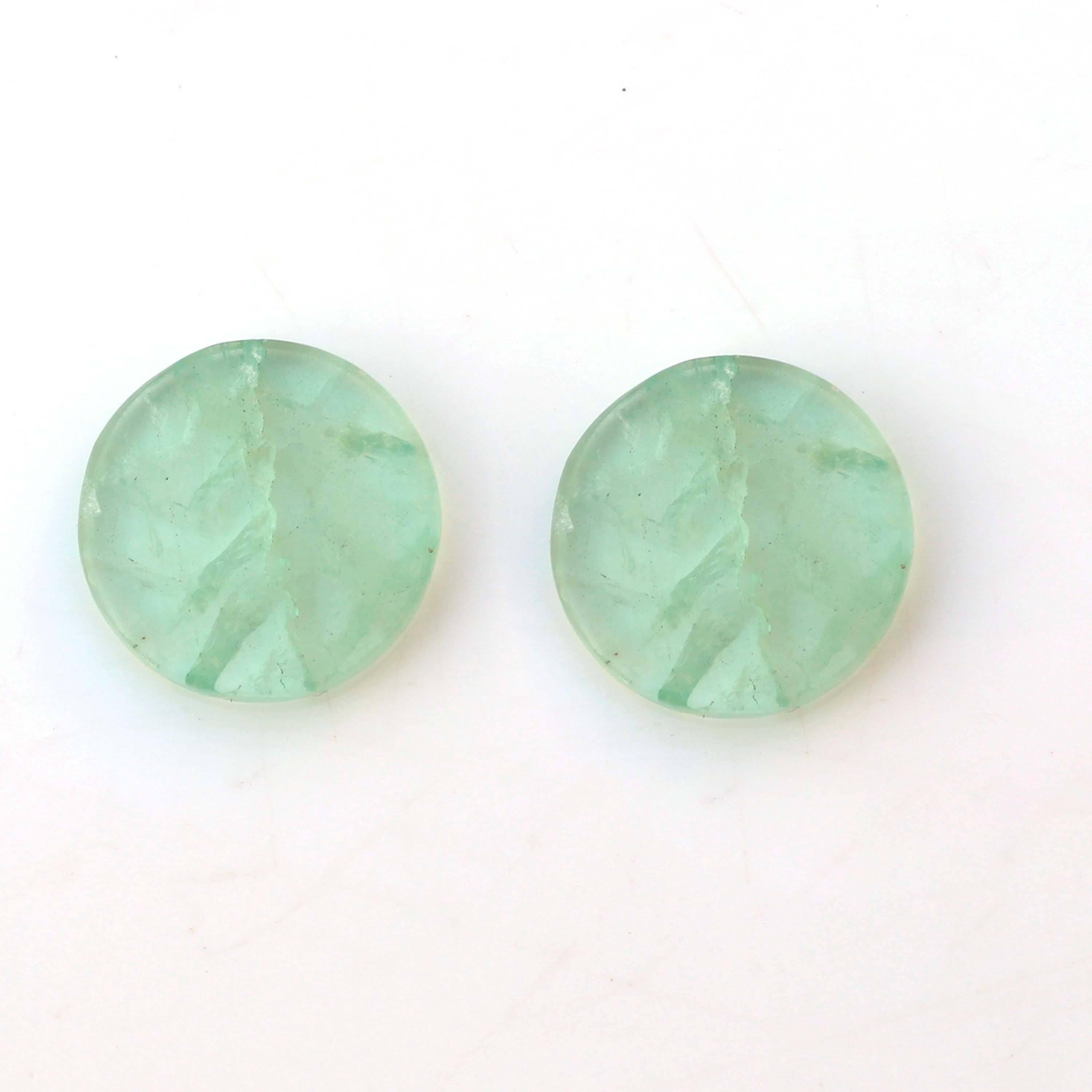 สีเขียว