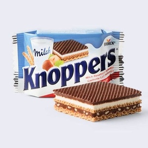 <strong>STORCK</strong> KNOPPERS CHOCOLATE BISCUITS