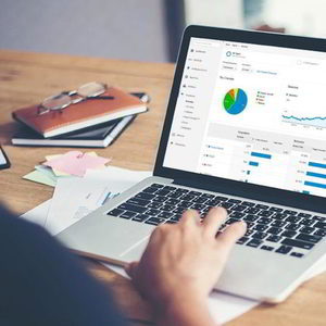 Webent wicklung | Domain registrierung und Hosting | Bestes Design und Entwicklung von E-Commerce-Websites