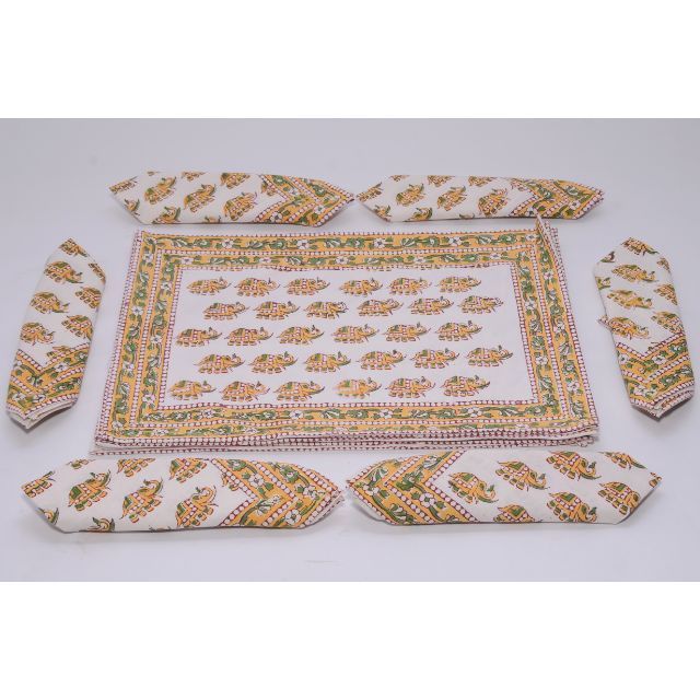 สีเหลือง