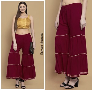 设计师sharara，边框gota pati美丽，与所有Kurtis上衣搭配独特的颜色系列palazzo底装