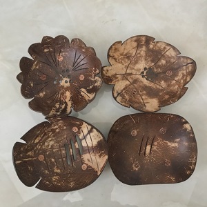 ココナッツ石鹸ホルダーココナッツシェルから作られた100% 天然の耐久性のある装飾的な生分解性高品質 - Product Image 1
