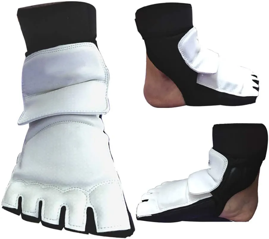 OEM Taekwondo protezioni per piedi antiscivolo protezioni per allenamento di arti marziali protezione per piedi Taekwondo personalizzata di Canleo International